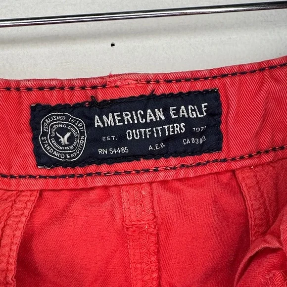 American Eagle Outfitters Classic Fit Red Men's Shorts - Picture 2 of 9